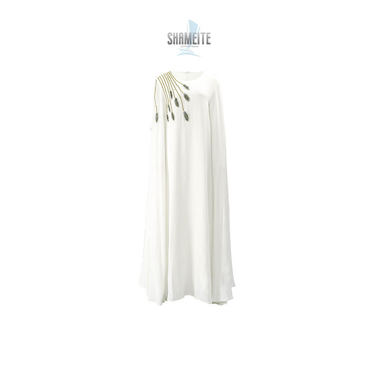 Robe de Soirée Modeste Immaculée : L'Alliance du Drapé et de l'Élégance